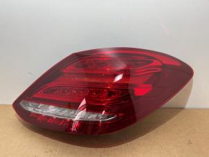 Nieuwe Achterlicht rechts Mercedes C (W205) C-220 2.2 CDI BlueTEC, C-220 d 16V Prijs € 248,05 Inclusief btw aangeboden door Autoparts Van De Velde