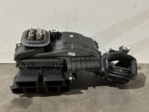 Gebruikte Kachelhuis Mercedes A (177.0) 1.5 A-180d Prijs € 302,50 Inclusief btw aangeboden door Autoparts Van De Velde