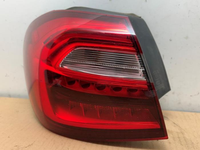 Luz trasera izquierda Mercedes A-Klasse