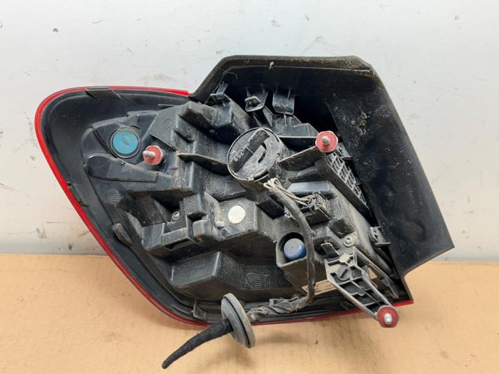 Luz trasera derecha Mercedes A-Klasse