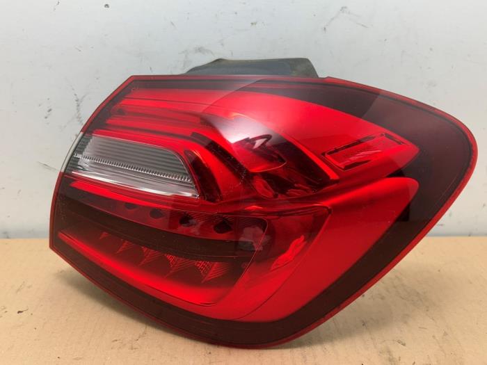 Luz trasera derecha Mercedes A-Klasse