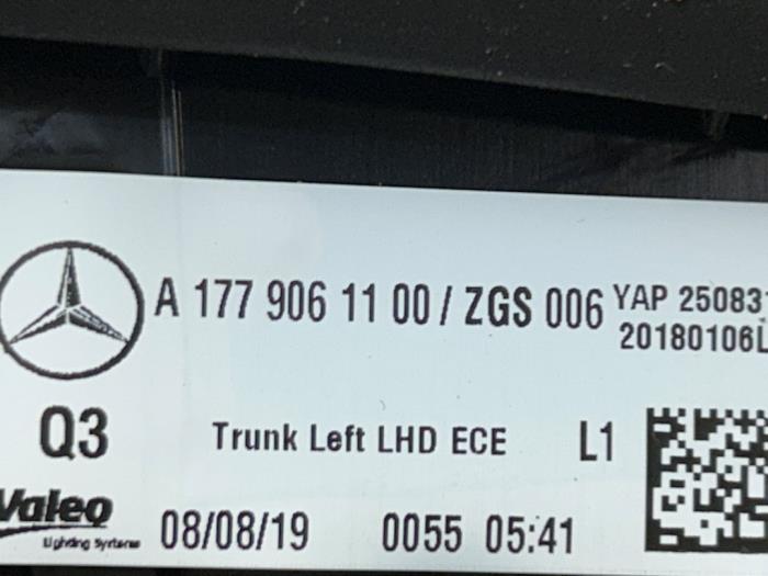 Luz trasera izquierda Mercedes A-Klasse