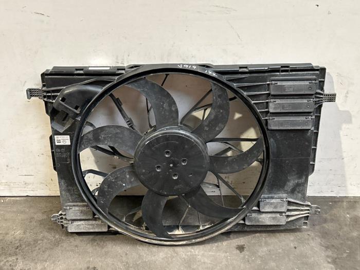 Ventilador de enfriamiento del motor Mercedes A-Klasse