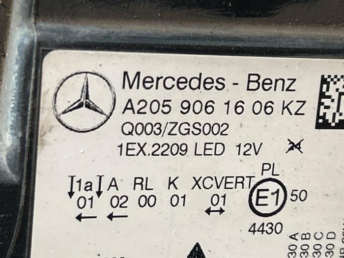 Reflektor prawy Mercedes C-Klasse