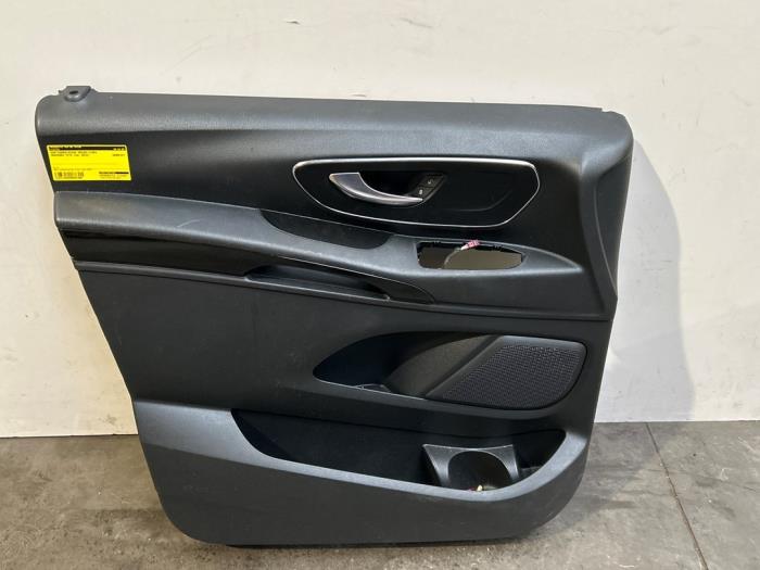 Tapizado de puerta de 2 puertas izquierda Mercedes Vito