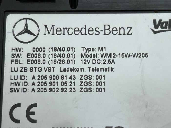 Drahtloses Ladegerät Mercedes C-Klasse