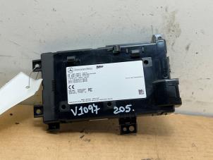 Gebruikte Draadloze oplader Mercedes C Estate (S205) C-300de 2.0 Turbo 16V Prijs € 78,65 Inclusief btw aangeboden door Autoparts Van De Velde