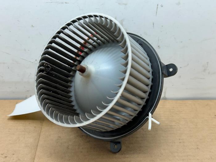 Silnik wentylatora nagrzewnicy Mercedes Vito