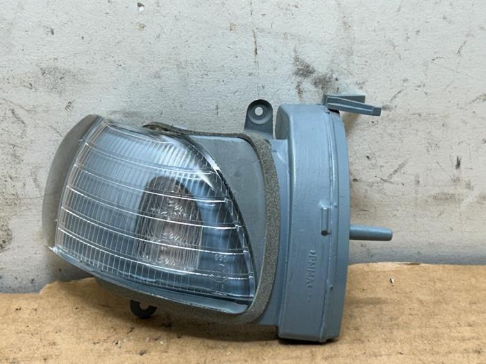 Feu clignotant droit Mercedes E-Klasse