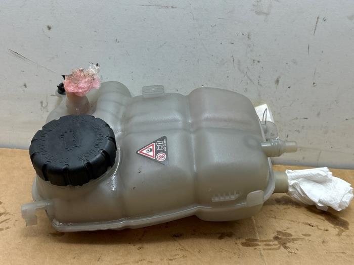 Zbiornik rozprezny Mercedes A-Klasse