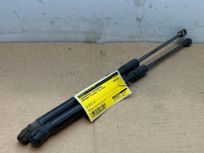 Zestaw amortyzatorów gazowych pokrywy bagaznika Mercedes A-Klasse