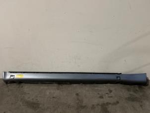 Gebruikte Dorpel rechts Mercedes S (W140) 3.2 300 SE,SEL 24V Prijs € 175,45 Inclusief btw aangeboden door Autoparts Van De Velde