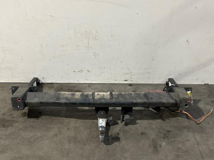 Hak holowniczy Mercedes R-Klasse