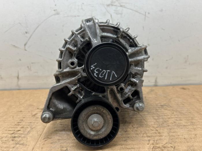 Dynamo Mercedes C-Klasse