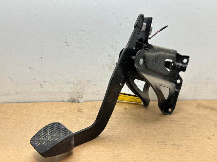 Brake pedal Mercedes Sprinter