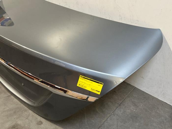 Couvercle coffre Mercedes C-Klasse