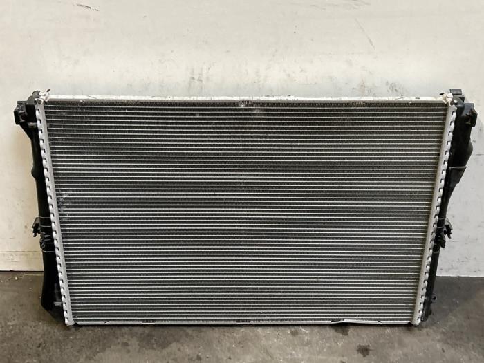 Chlodnica Mercedes C-Klasse