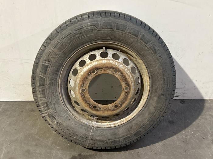 Obrecz + Opona Mercedes Sprinter