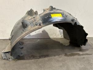 Gebruikte Modderkuip Mercedes C (W205) C-200d 2.2 16V Prijs op aanvraag aangeboden door Autoparts Van De Velde