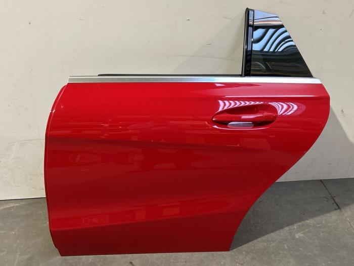 Tür 4-türig links hinten Mercedes CLA