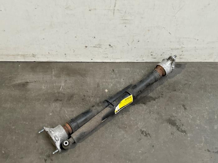 Zestaw amortyzatorów Mercedes CLA