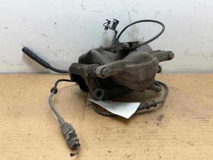 Front brake calliper, right Mercedes CLA