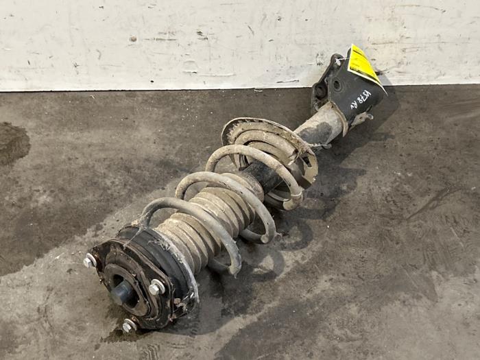 Amortyzator wstrzasów prawy przód Mercedes Citan