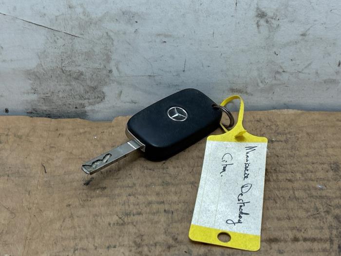 Serrure de contact + ordinateur Mercedes Citan