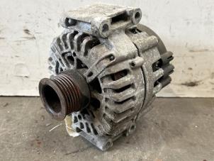 Gebruikte Dynamo Mercedes ML III (166) 2.1 ML-250 CDI 16V BlueTEC 4-Matic Prijs € 151,25 Inclusief btw aangeboden door Autoparts Van De Velde