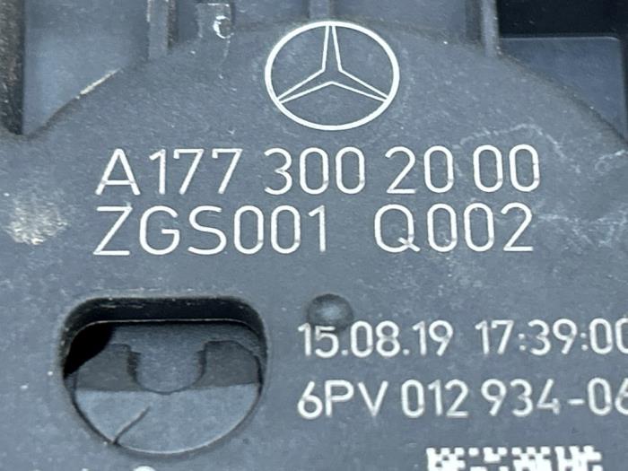 Pedal gazu Mercedes B-Klasse
