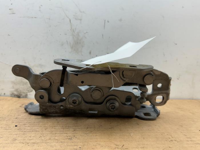 Bisagra de capó Mercedes C-Klasse