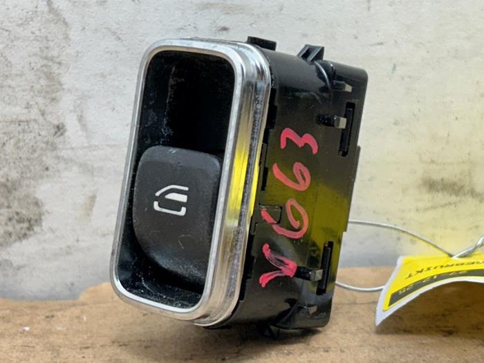 Przelacznik elektrycznej szyby Mercedes B-Klasse