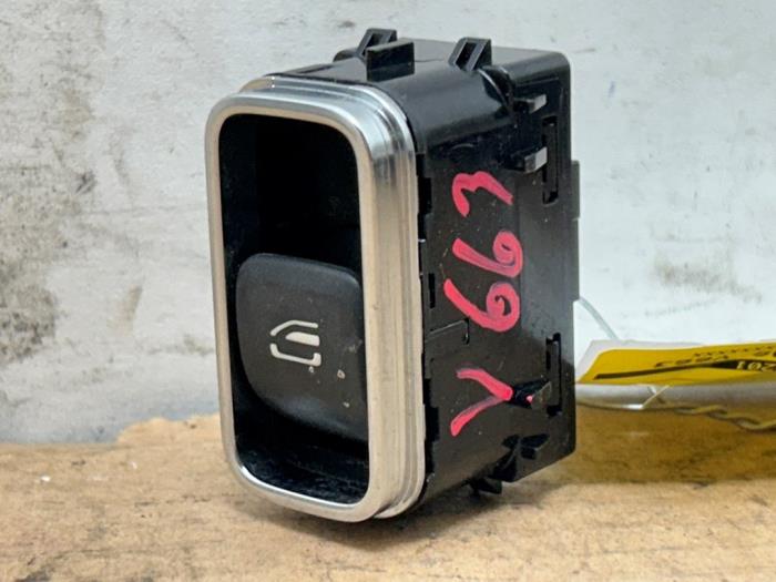 Przelacznik elektrycznej szyby Mercedes B-Klasse