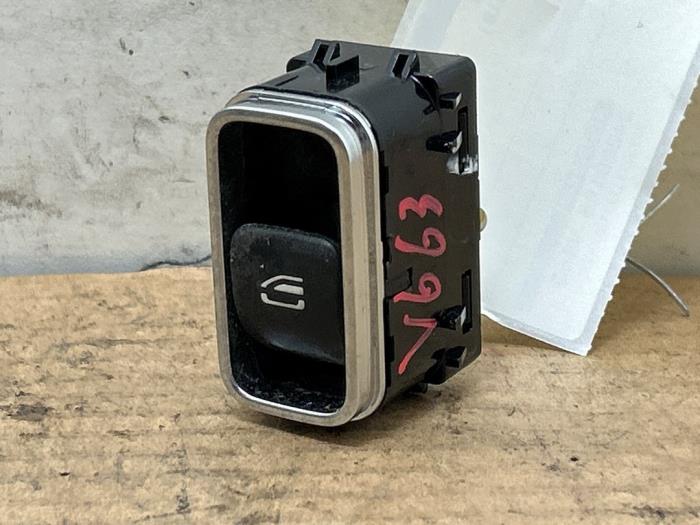 Przelacznik elektrycznej szyby Mercedes B-Klasse
