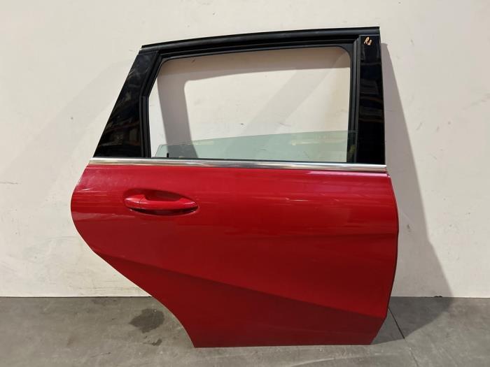 Rear door 4-door, right Mercedes B-Klasse