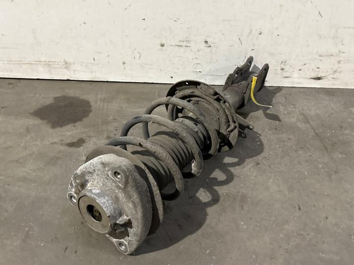 Amortisseur avant gauche Mercedes B-Klasse