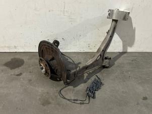 Gebruikte Asschenkel links-voor Mercedes B (W246) 1.8 B-180 CDI BlueEFFICIENCY 16V Prijs € 151,25 Inclusief btw aangeboden door Autoparts Van De Velde