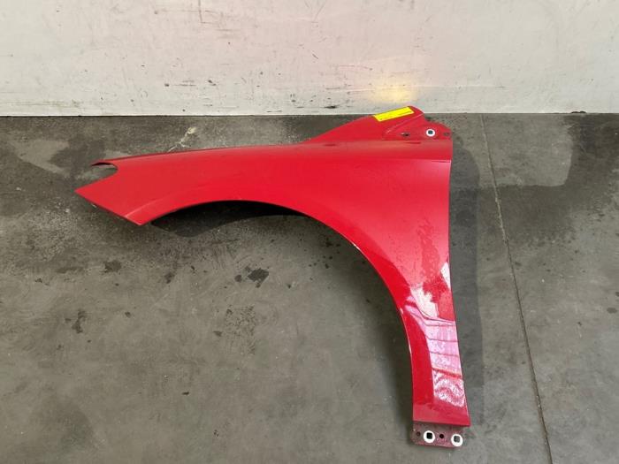 Front wing, left Mercedes B-Klasse