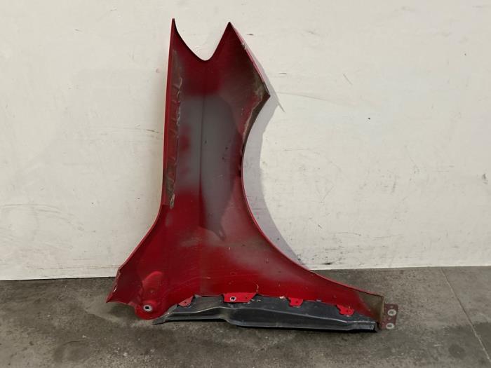 Front wing, left Mercedes B-Klasse