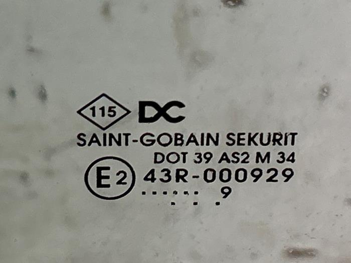 Ventanilla de puerta de 2 puertas izquierda Mercedes Citan