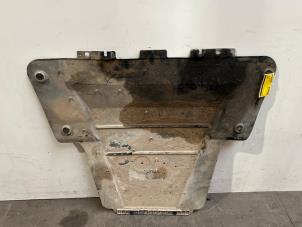 Gebruikte Beschermplaat bodem Mercedes Citan (415.6) 1.5 111 CDI Prijs € 102,85 Inclusief btw aangeboden door Autoparts Van De Velde