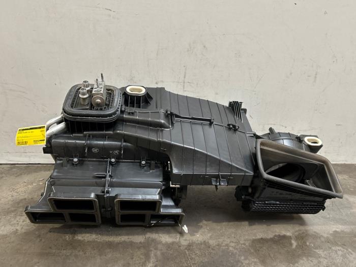 Heater housing Mercedes B-Klasse