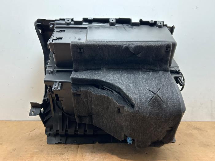 Guantera Mercedes B-Klasse