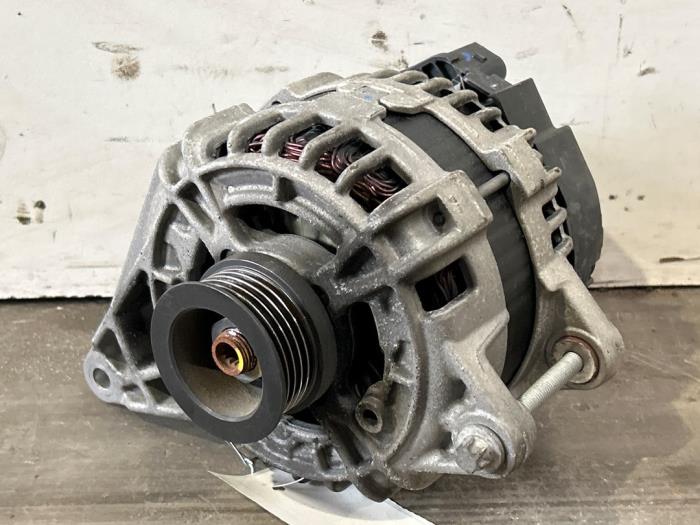 Dynamo Mercedes B-Klasse