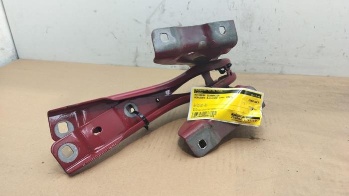 Charnière capot Mercedes B-Klasse