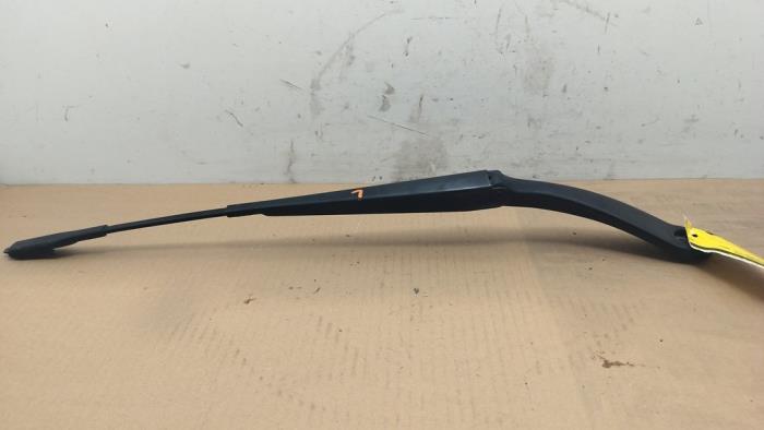 Front wiper arm Mercedes B-Klasse