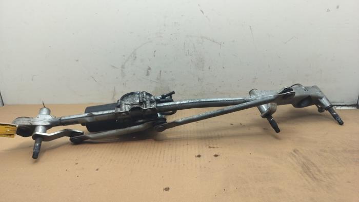 Silnik i mechanizm wycieraczki Mercedes B-Klasse