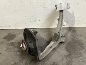 Gebruikte Asschenkel links-voor Mercedes B (W246) 1.8 B-180 CDI BlueEFFICIENCY 16V Prijs € 151,25 Inclusief btw aangeboden door Autoparts Van De Velde