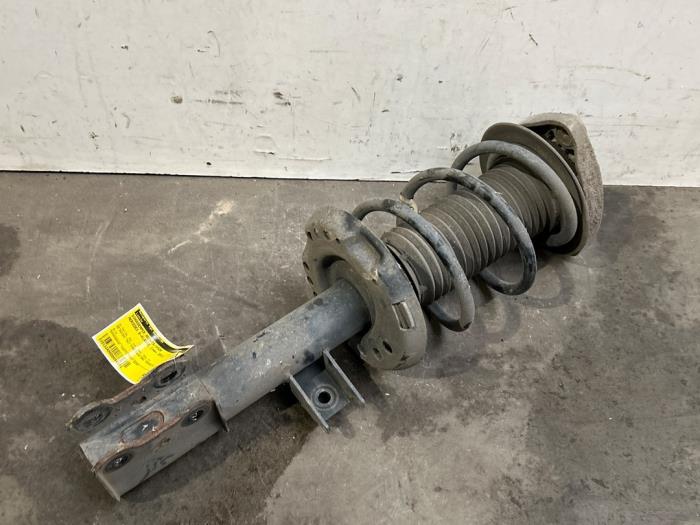 Front shock absorber, right Mercedes B-Klasse