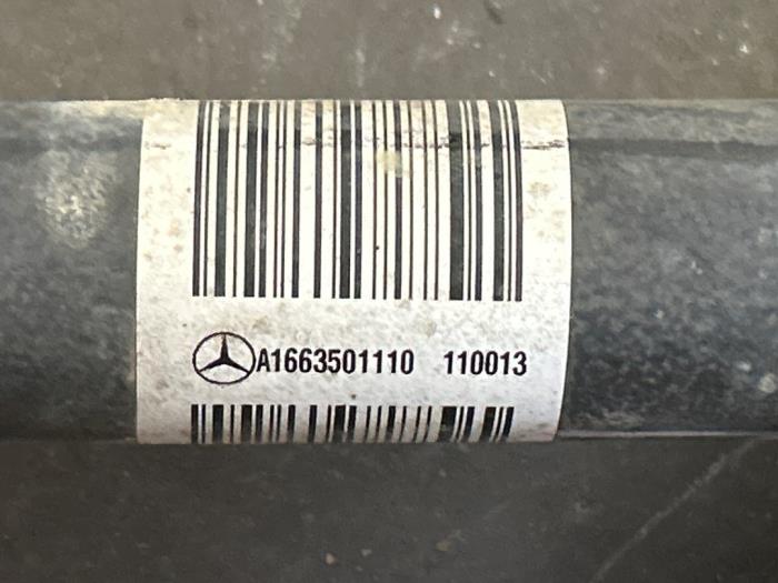 Eje de transmisión izquierda detrás Mercedes ML-Klasse
